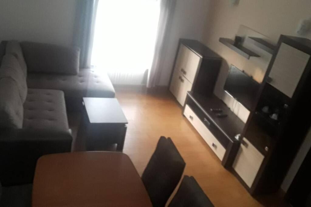 Apartman Franko - Uz Parking Pula Exterior foto